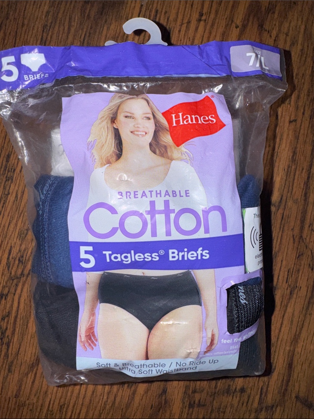 Breathable Cotton 4-Pack Tagless Briefs - Navy, Black, White 1.C.Bk.R.2